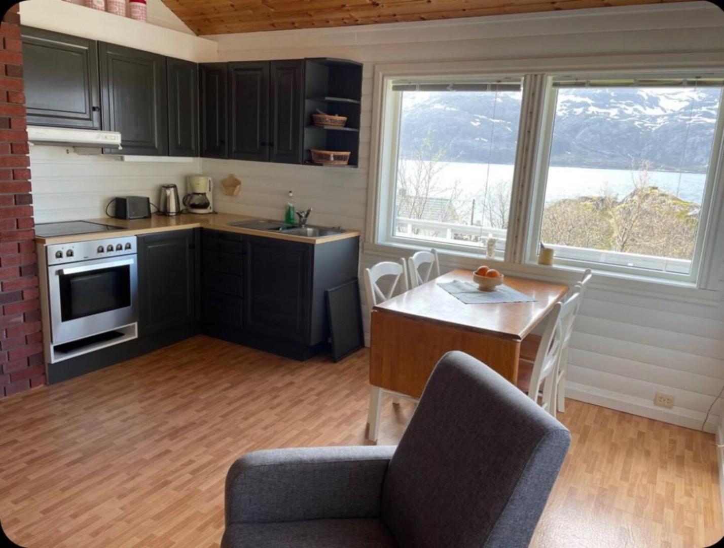 Vettinghytta, Close To The Sea With Amazing View. Gravdal  エクステリア 写真